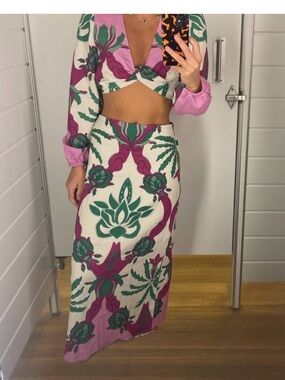 Caroline Constas Linen Floral Print Skirt Set